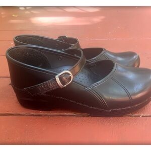 Dansko Marcelle Mary Jane clogs